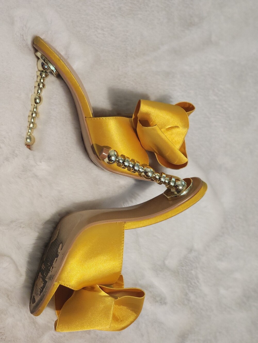 Cape Robbin Yellow Satin Oversized Bow  Gold Beaded Heel Mules | Size 8.5 - Picture 4 of 9
